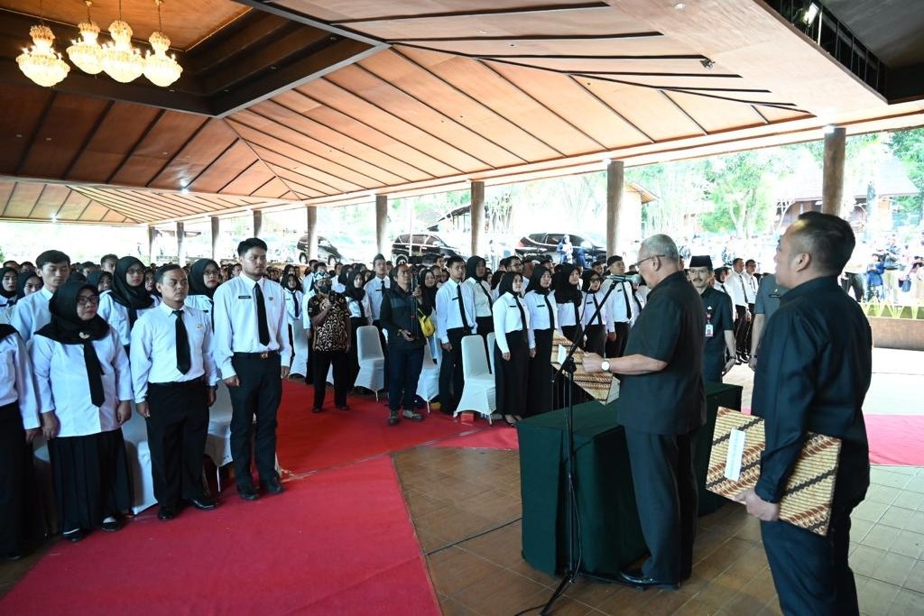 Bupati Kuningan Lantik 764 PPPK, Berikut Ini Amanat yang Harusnya Dilaksanakan