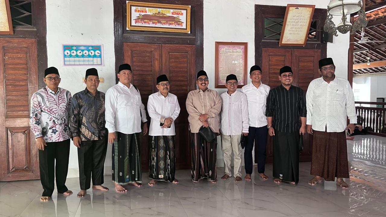Cirebon Berpeluang Jadi Tuan Rumah Muktamar NU ke-35, PBNU Tinjau Buntet, Kempek dan Babakan
