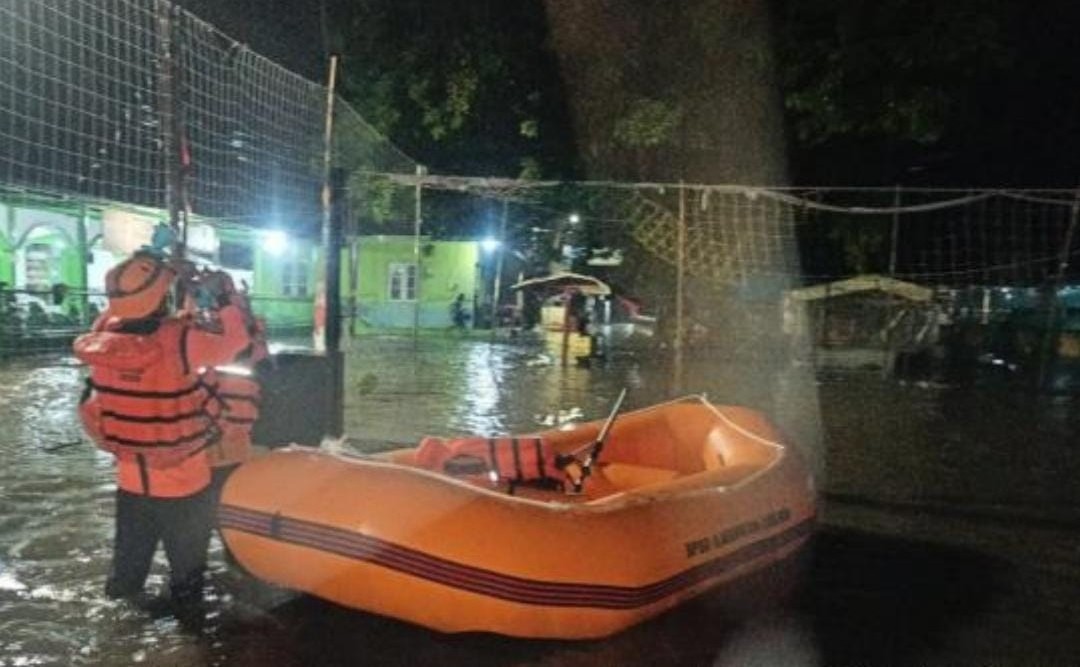 Tanggul Sungai Sikenanga Rusak, Banjir Rendam Gamel