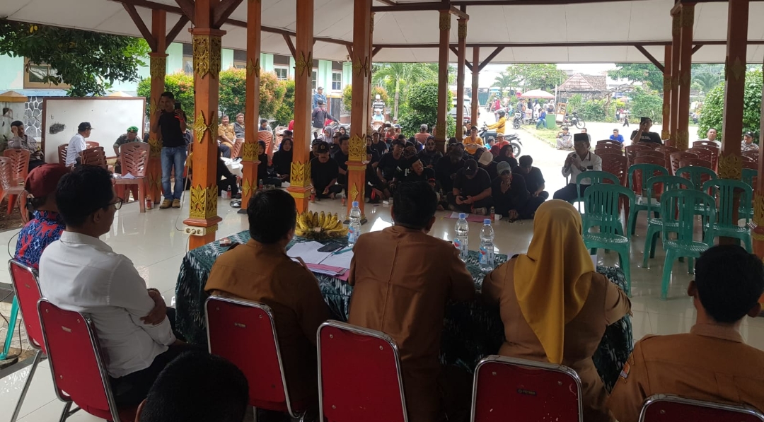 Warga Ciawijapura Minta Reorganisasi BUMDes, Kuwu Ade Siap Lakukan Evaluasi 