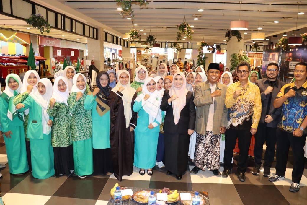 Fatayat NU Kota Cirebon Gelar Talkshow Enterpreneur