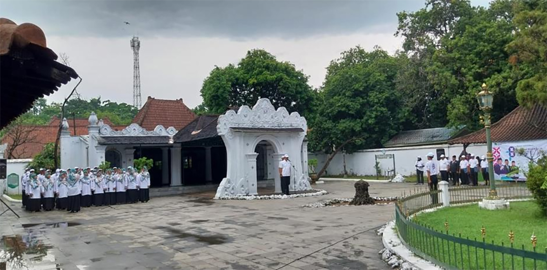 Unik,  Hari Amal Bhakti Kemenag ke-78 di Keraton Kasepuhan Cirebon