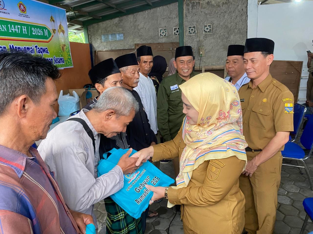 Kolaborasi Bersama LPM Karya Mulya, Bahagiakan Marbot Musala 
