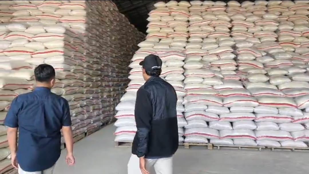 Bantuan Beras Dijual Lagi? Bulog Cirebon Siap Laporkan Penerima yang Terbukti Menyalahgunakan