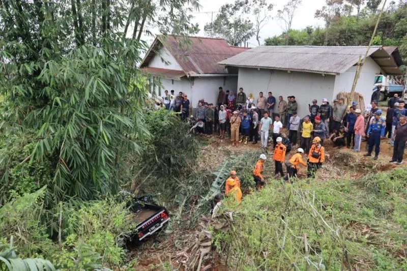 Mobil Masuk Jurang di Ciamis, 8 Warga Majalengka Meninggal, Berikut Identitas Korban