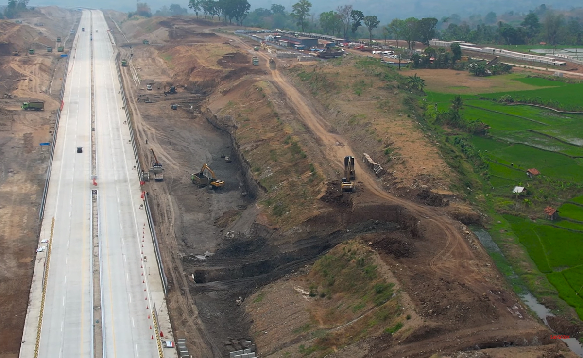 Penampakan Terbaru Rest Area Jalan Tol Cisumdawu, Kapan Selesai Dibangun?