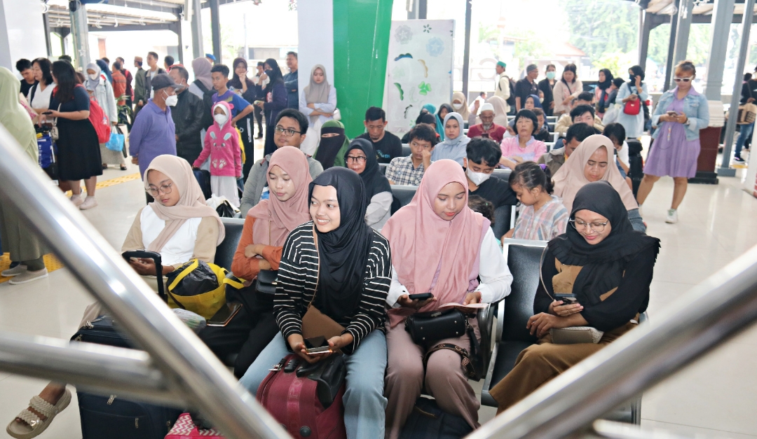 Layanan Operasional Kereta Api Berangsur Normal, Berikut Skema dan Syarat Refund Tiket