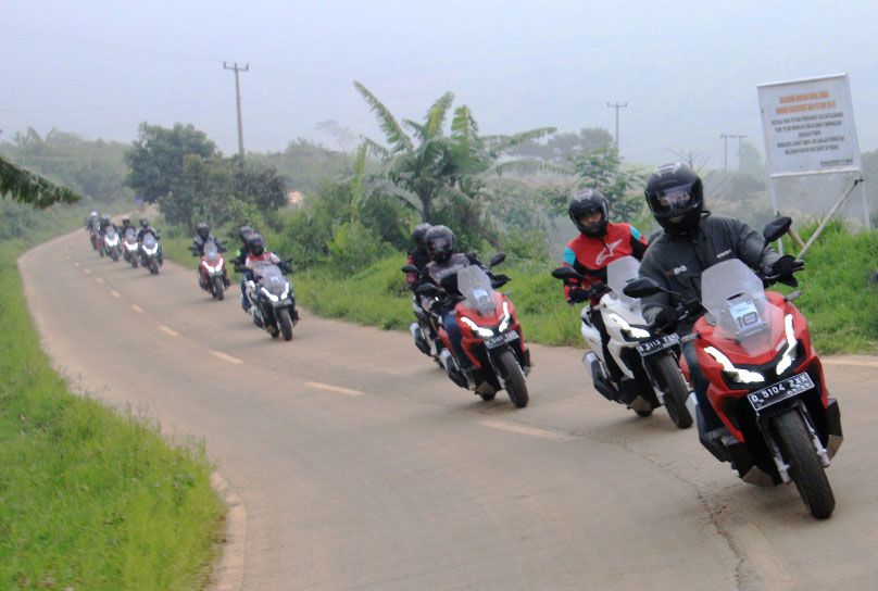 Kenali Lokasi Jalanan Yang Licin dan Berpotensi Bahaya   