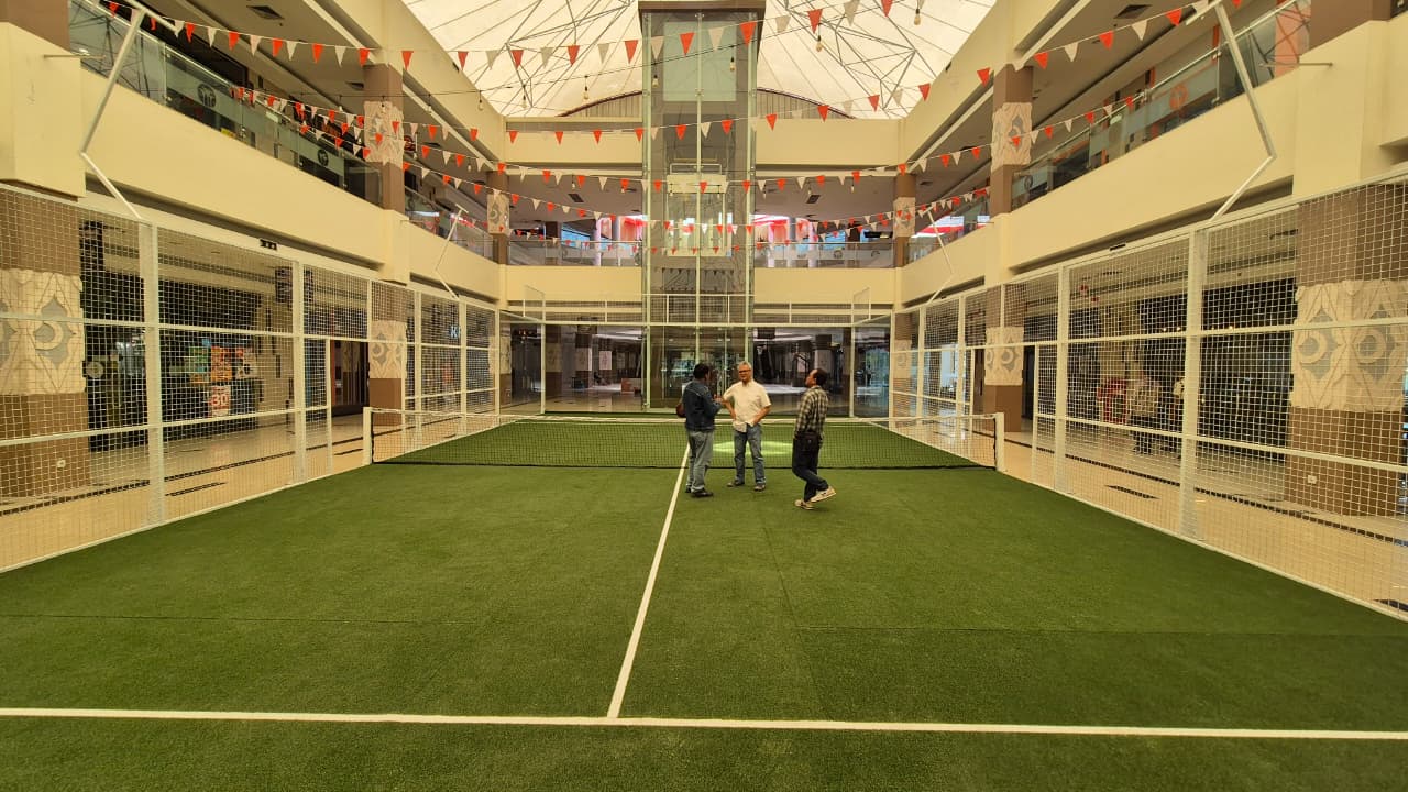 Pertama di Cirebon, Grage City Mall Hadirkan Lapangan Padel, Begini Cara Reservasinya 