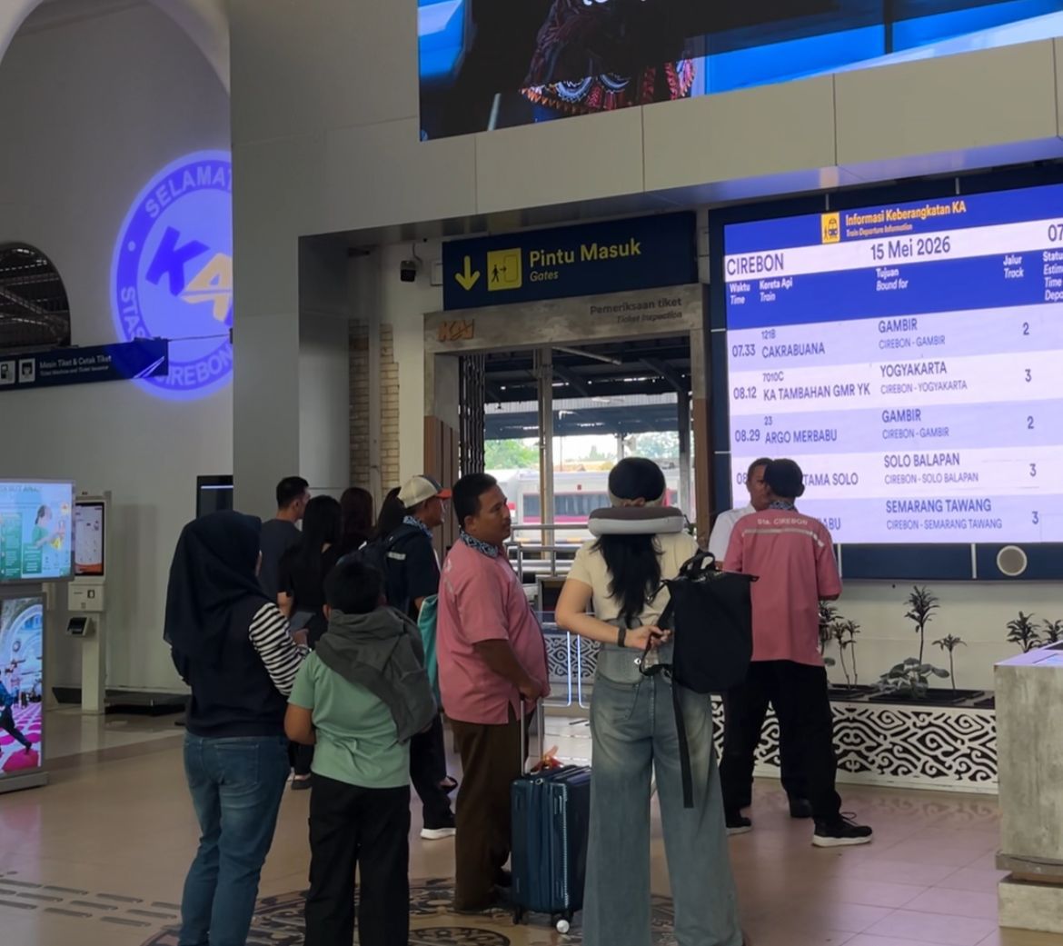 KAI Daop 3 Cirebon Siapkan 15.672 Tiket Kereta Api Sambut Libur Akhir Pekan dan Hari Lahir Pancasila