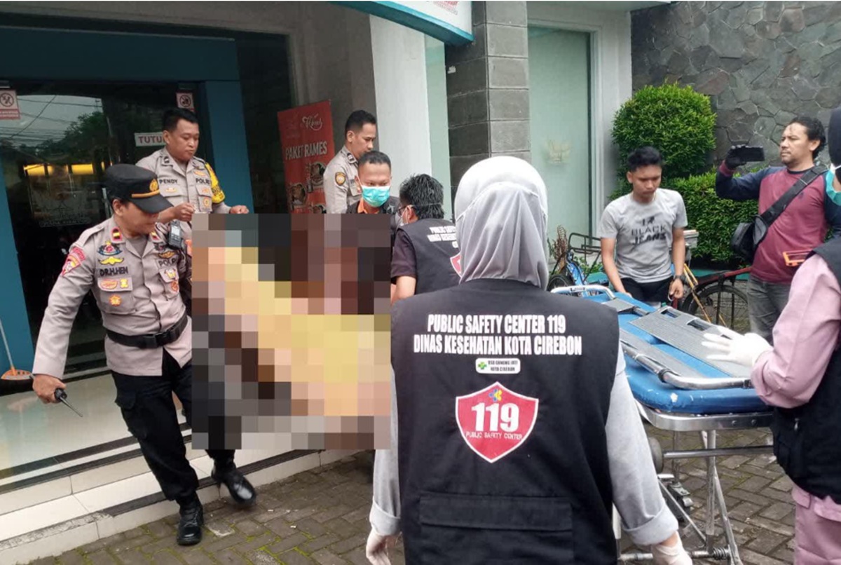 Tukang Becak Meninggal di Depan Rumah Makan Padang Cirebon
