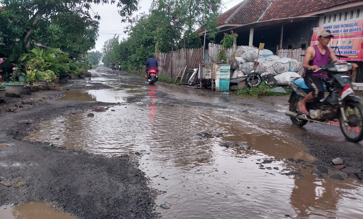 Rp130 Miliar untuk Perbaikan Jalan dan Jembatan di Kabupaten Cirebon, Duh Ternyata Kurang