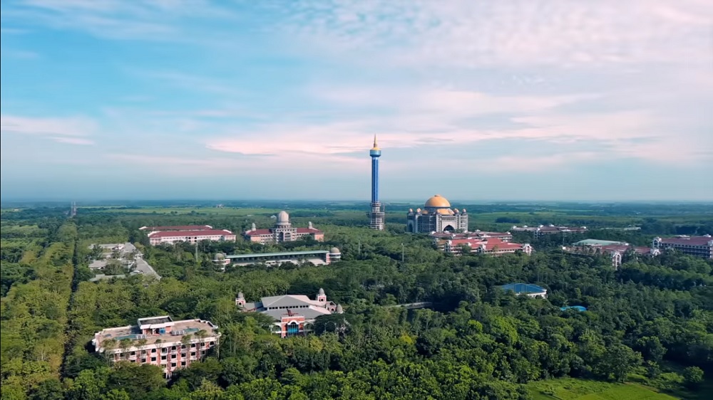 Di Tengah Gonjang-ganjing Al Zaytun, Salah Satu Alumninya Jadi Finalis WATE di Inggris