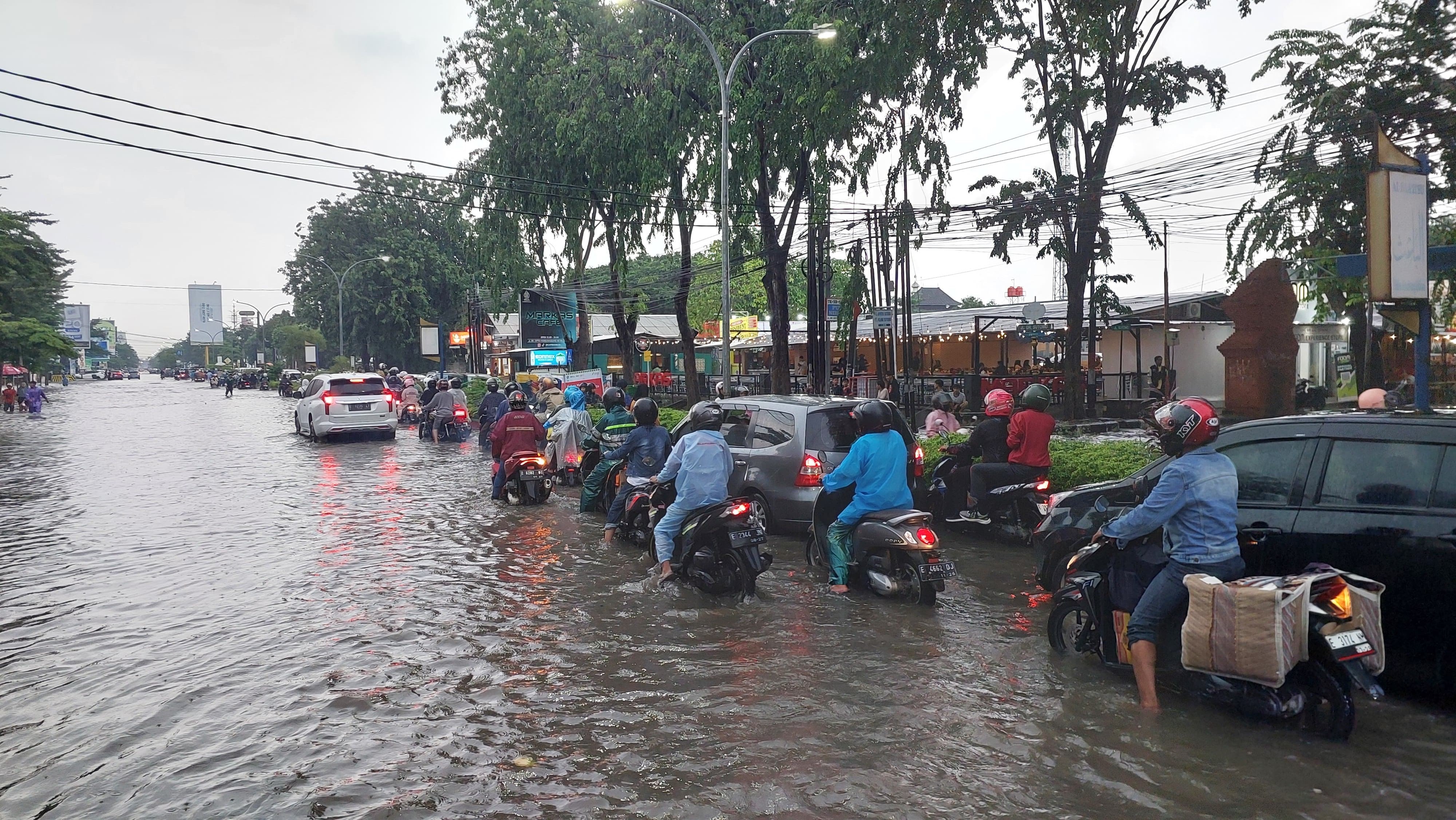 Kota Cirebon Banjir Lagi: Drainase Butuh Penanganan Segera