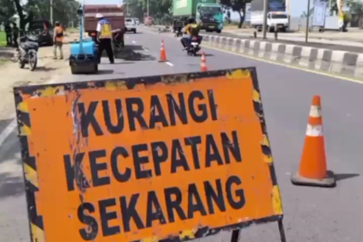 Jelang Mudik Lebaran, Jalur Pantura Indramayu Masih Perbaikan 