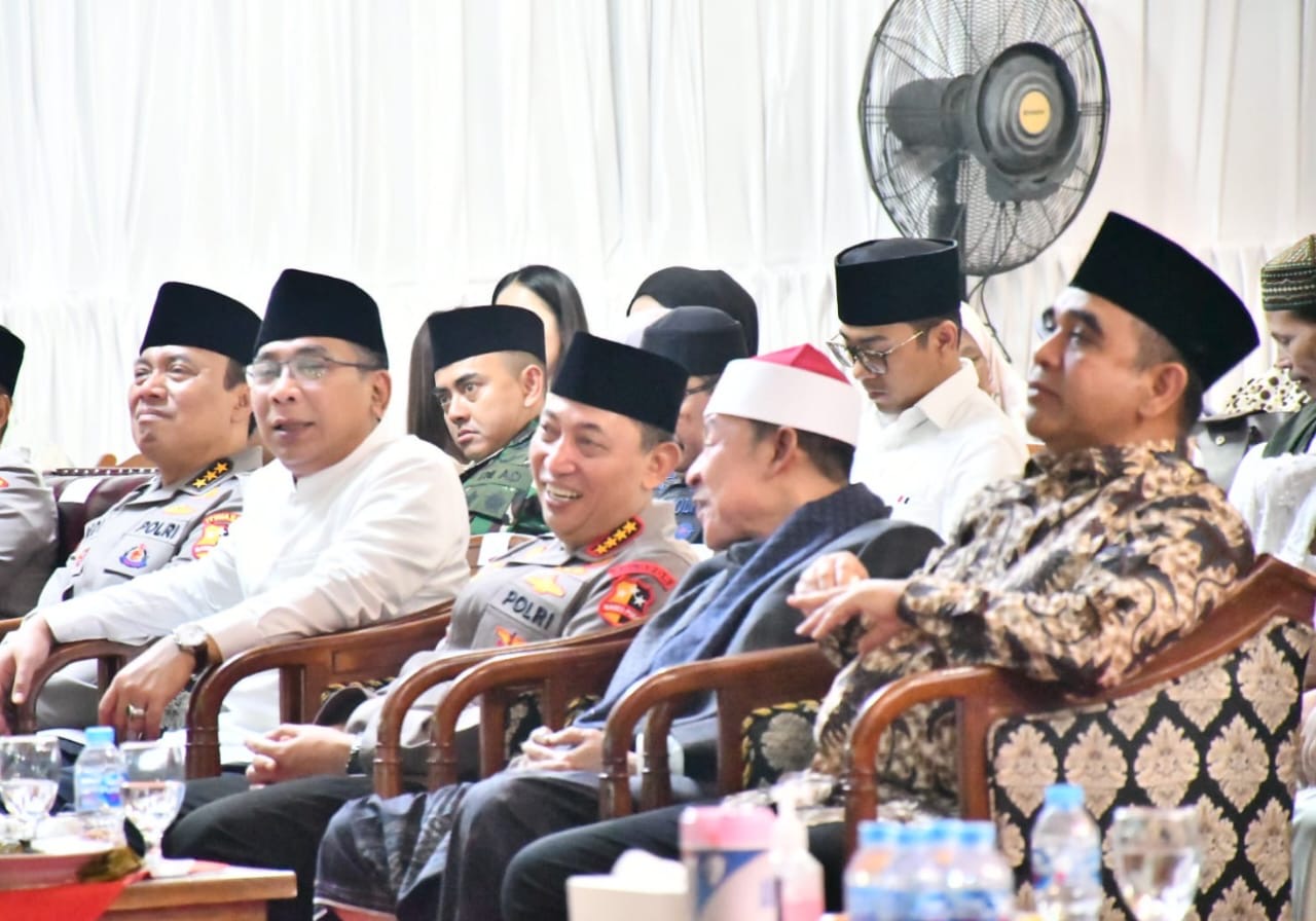 Kapolri Hadir di Haul Ponpes Buntet Pesantren Cirebon, Bersama Ulama Saling Melengkapi Jaga NKRI