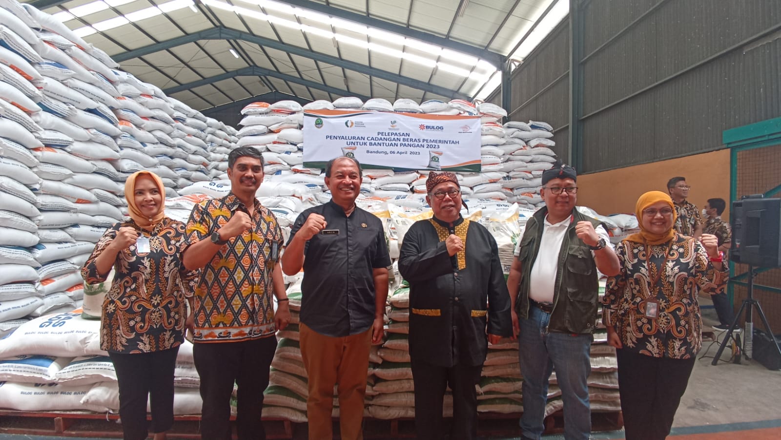 Bantuan Beras Mulai Disalurkan di Jawa Barat, Targetnya 4,4 juta KPM 