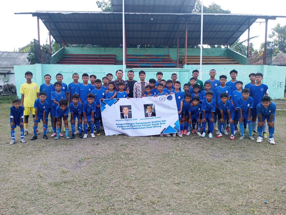 Dosen IPB Cirebon Beri Pelatihan Data Mining di SSB Garuda 