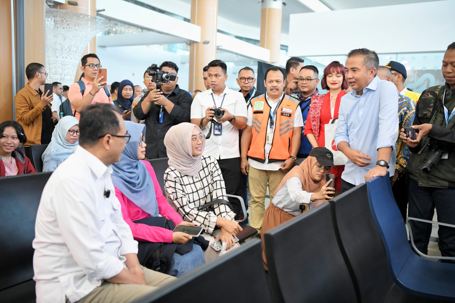 Nama, Tarif, No Kontak Angkutan dari Cirebon Menuju Bandara Kertajati, Catat!
