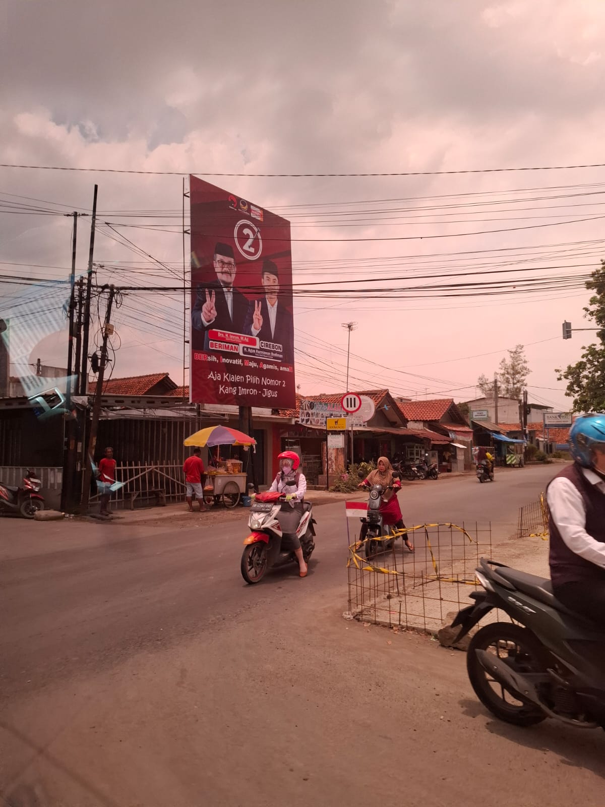 Masa Kampanye Pilkada 2024, Warga Ingin Paslon Terjun Langsung	