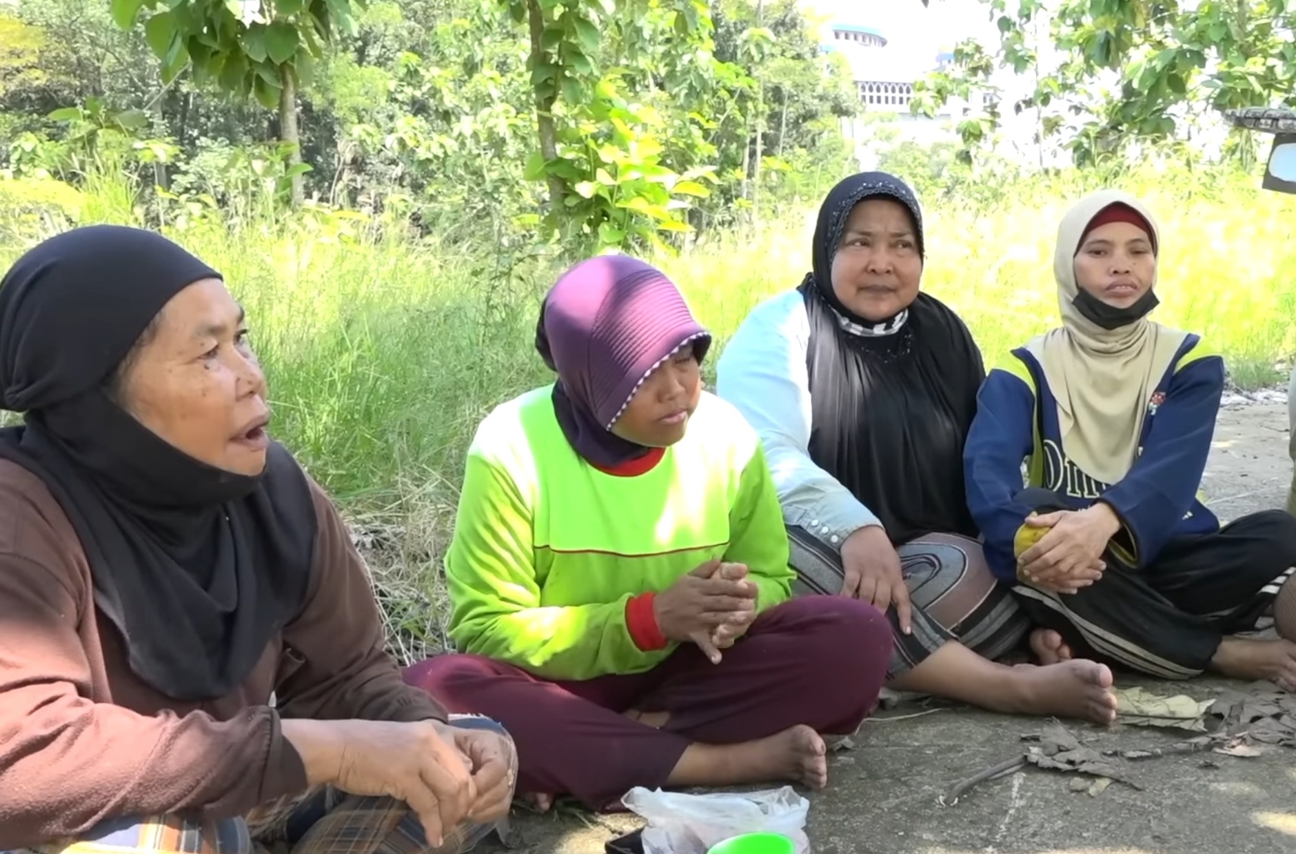 TERUNGKAP! Kesaksian Warga Sekitar Mahad Al Zaytun Tentang Syekh Panji Gumilang, Laki-laki Nggak Kuat...