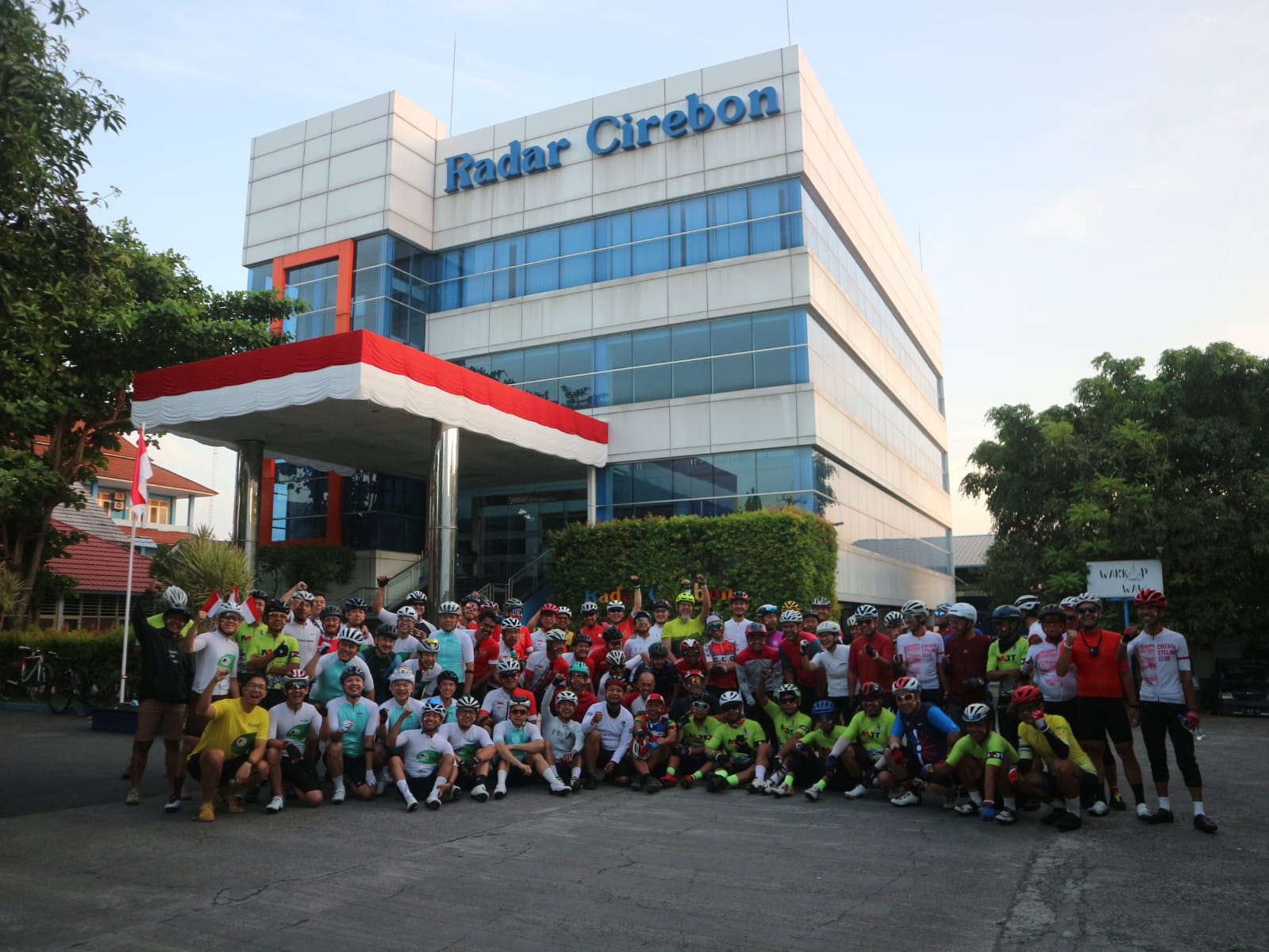Peringati Kemerdekaan, 7 Komunitas Gowes Bareng, Start di Radar Cirebon - Plangon - Race ke Tugu Ikan