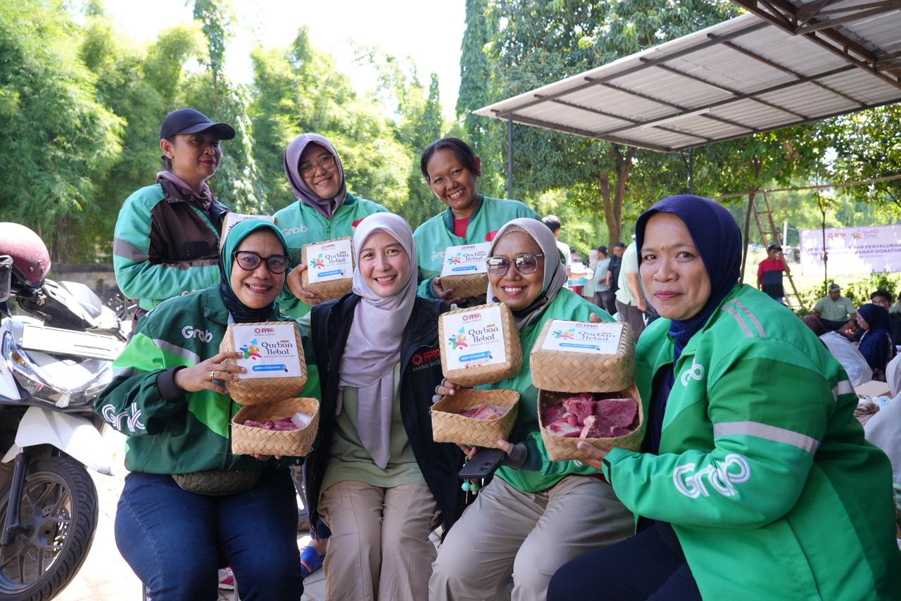 Laznas PPPA Daarul Qur'an Salurkan Qurban untuk Driver Ojol Perempuan dan Kelompok Rentan