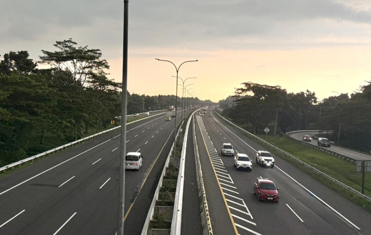 Info Tol Cipali Hari Ini: 18.800 Kendaraan Mengarah ke Cirebon, Arus Mudik Mulai Terasa