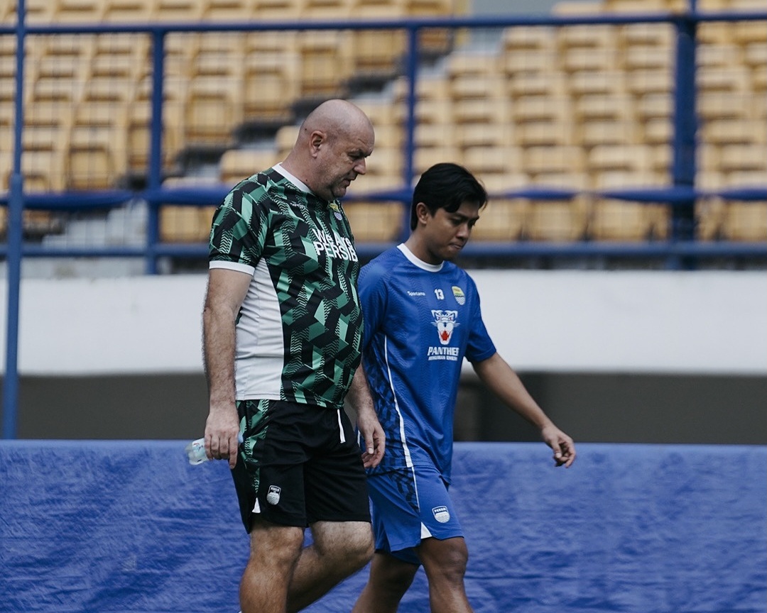 Persib Diterpa Badai Cidera, Bojan Hodak Ogah Datangkan Banyak Pemain di Bursa Transfer Paruh Musim