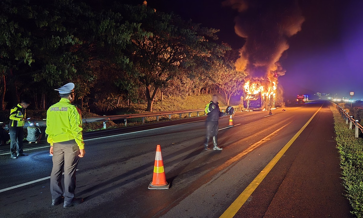 Kebakaran Bus di Tol Cipali, Penyebabnya Korsleting AC