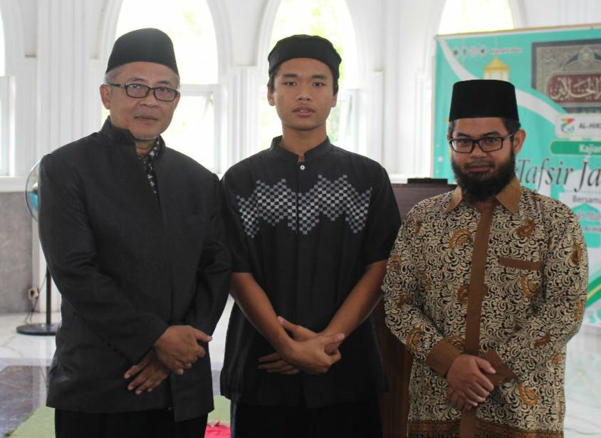 Farhan, Calon Dokter Hafal 30 Juz Al-Qur’an