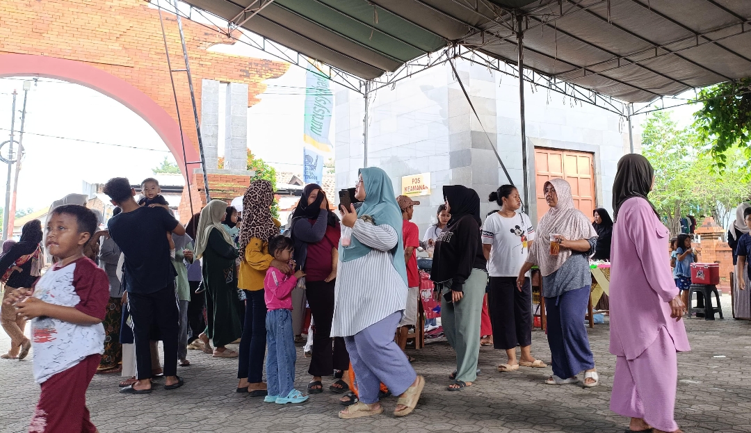 Sambut Ramadan 2026, Remaja Masjid Gesik Gelar Arak-arakan Obor dan Bazar UMKM