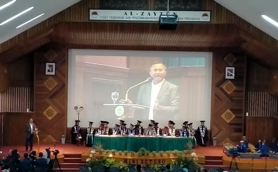 Orasi Ilmiah Dahlan Iskan di Wisuda IAI Al Azis: Kemerdekaan Adalah Modal Kemajuan dari Al Zaytun