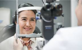 Perawatan Mata Pasca Operasi Katarak Agar Cepat Pulih