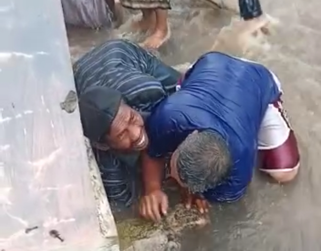 TRAGIS! Seorang Anak di Ciawigebang Kuningan Tenggelam di Parit Saat Cuci Kaki, Terjebak di Gorong-gorong