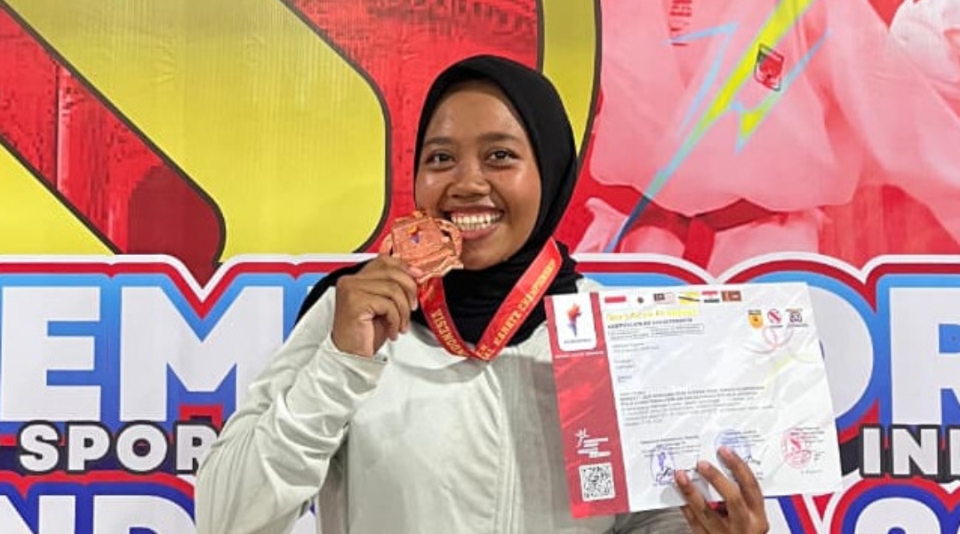 Hebat! Mahasiswi UIN Siber Syekh Nurjati Cirebon Raih Juara di Kejuaraan Karate Internasional 