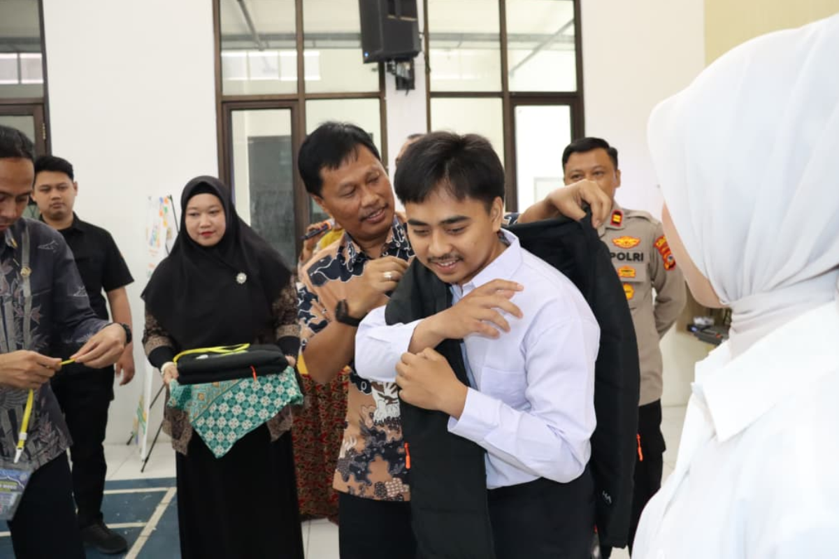 Pelatihan Mengemudi Gratis Buka Peluang Kerja Baru bagi Warga Cirebon