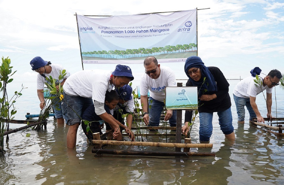 Donasi 1.000 Pohon dari Pelanggan Garda Oto di KBA Pulau Pramuka