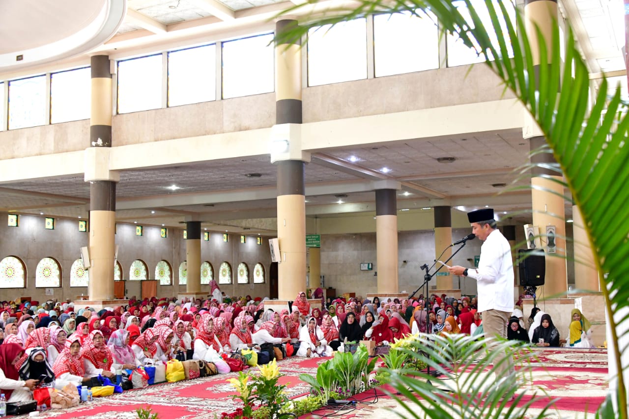 Bey Machmudin Ajak Masyarakat Teladani Kepribadian Rasulullah SAW: Jauhi Riba dan Judi 