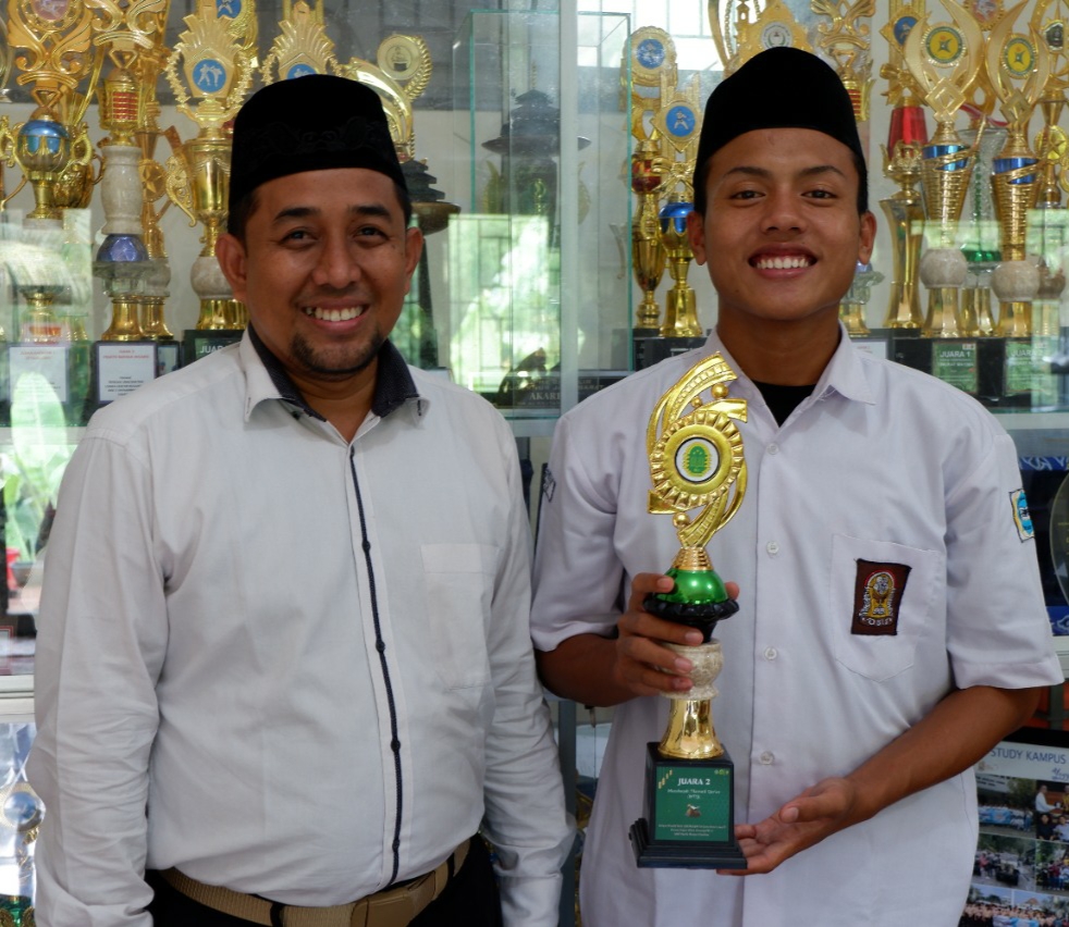 MA Al-Hikmah 2 Cirebon Juara 2 MTQ Jawa Barat