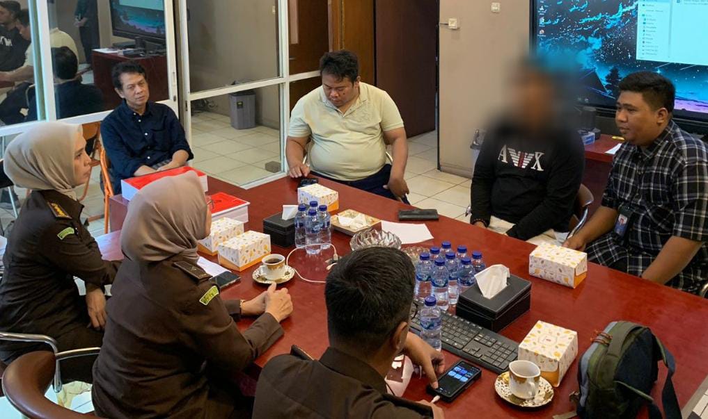 DJP Kanwil Jabar II Serahkan Tersangka Manipulasi SPT Pajak  ke Kejari Bekasi