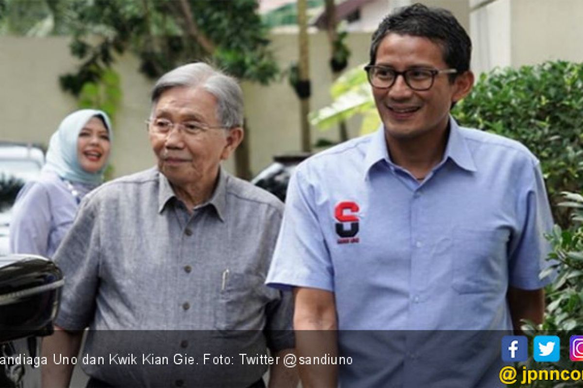 Kwik Kian Gie Tutup Usia, Sandiaga Uno Berduka 