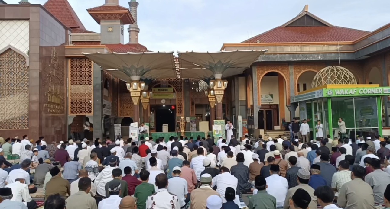 Walikota Effendi Edo: Idul Fitri Momen Refleksi dalam Mengemban Amanah