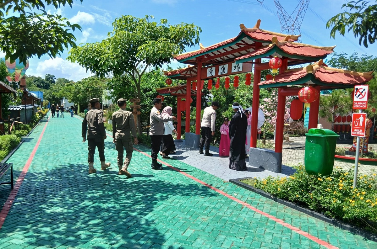 Edukatif dan Instagramable, Wisata Keliling Dunia Majalengka Dibanjiri Pengunjung Libur Nataru