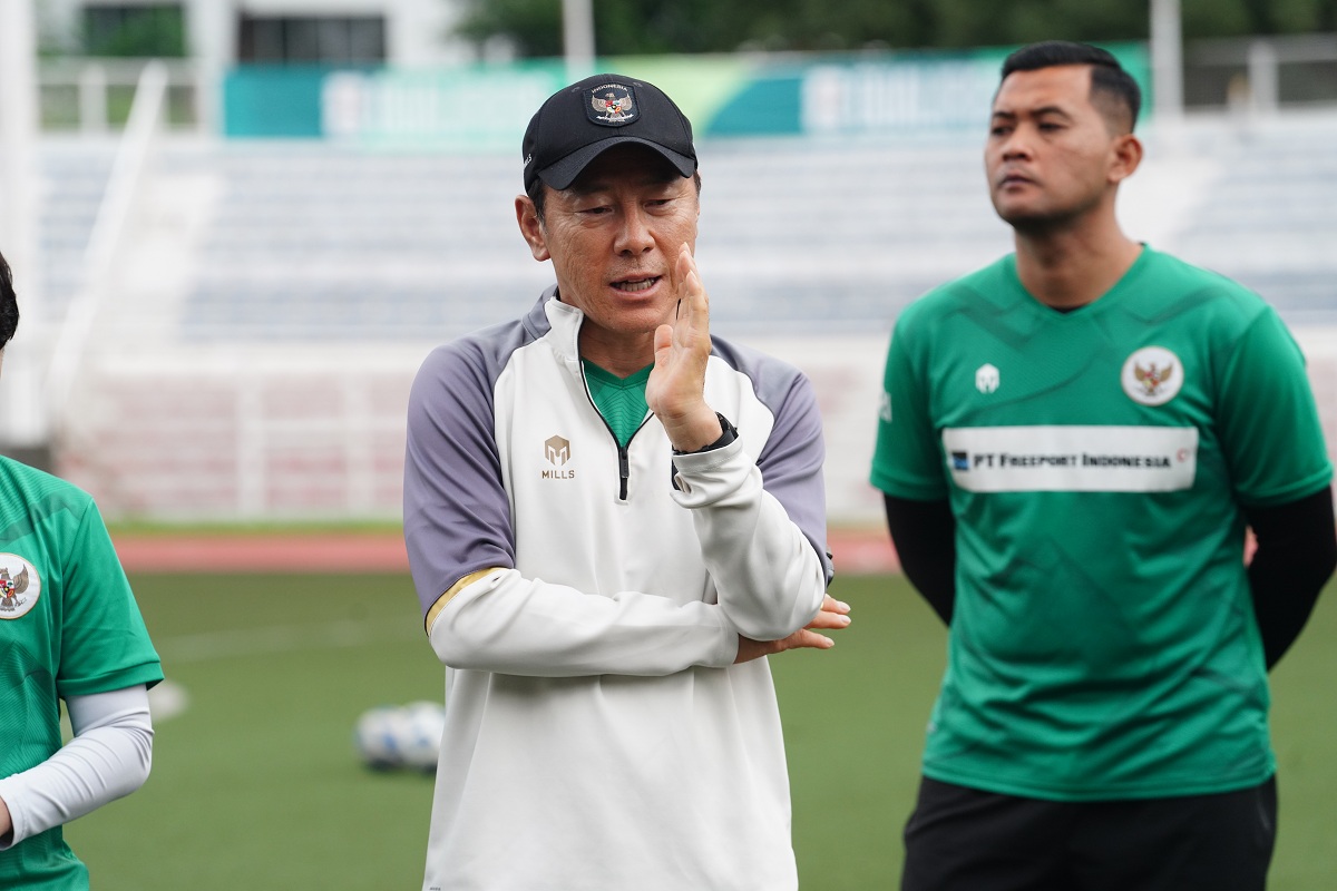 Hadapi Filipina, Timnas Indonesia Bermain di Rumput Sintetis, Shin Tae-yong Ubah Strategi