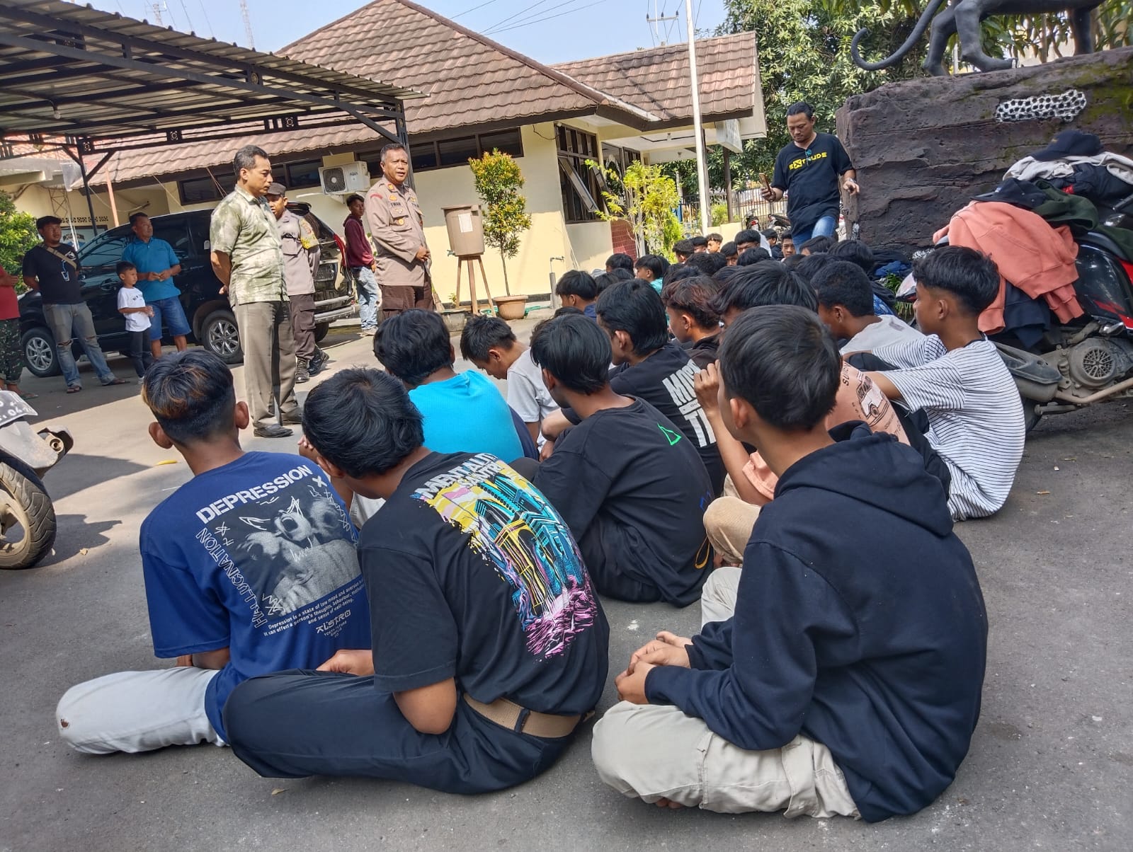 Mau Tawuran di Ciwaringin Cirebon, 50 Kurang 1 Pelajar Diamankan Polisi, Ternyata Sudah Janjian