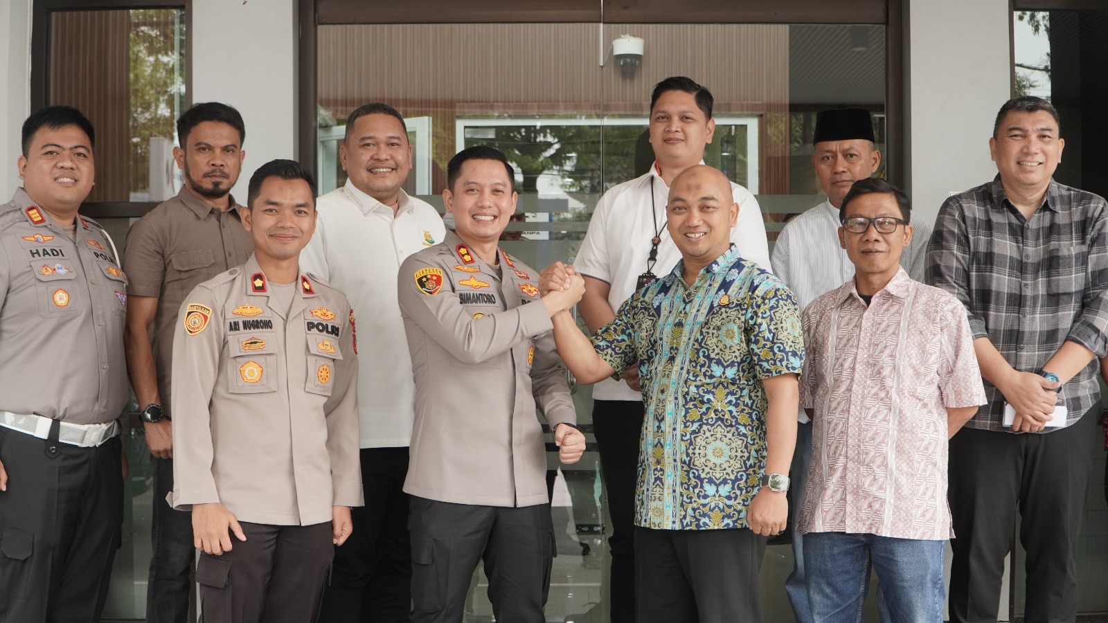 Kapolres Cirebon Kota Perkuat Sinergitas dengan Kejaksaan Negeri Cirebon Lewat Silaturahmi