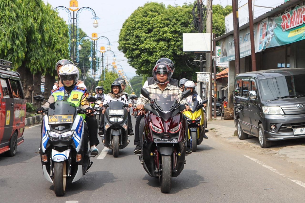 Patroli Sepeda Motor Polresta Cirebon Jelang Pilkada Serentak 2024