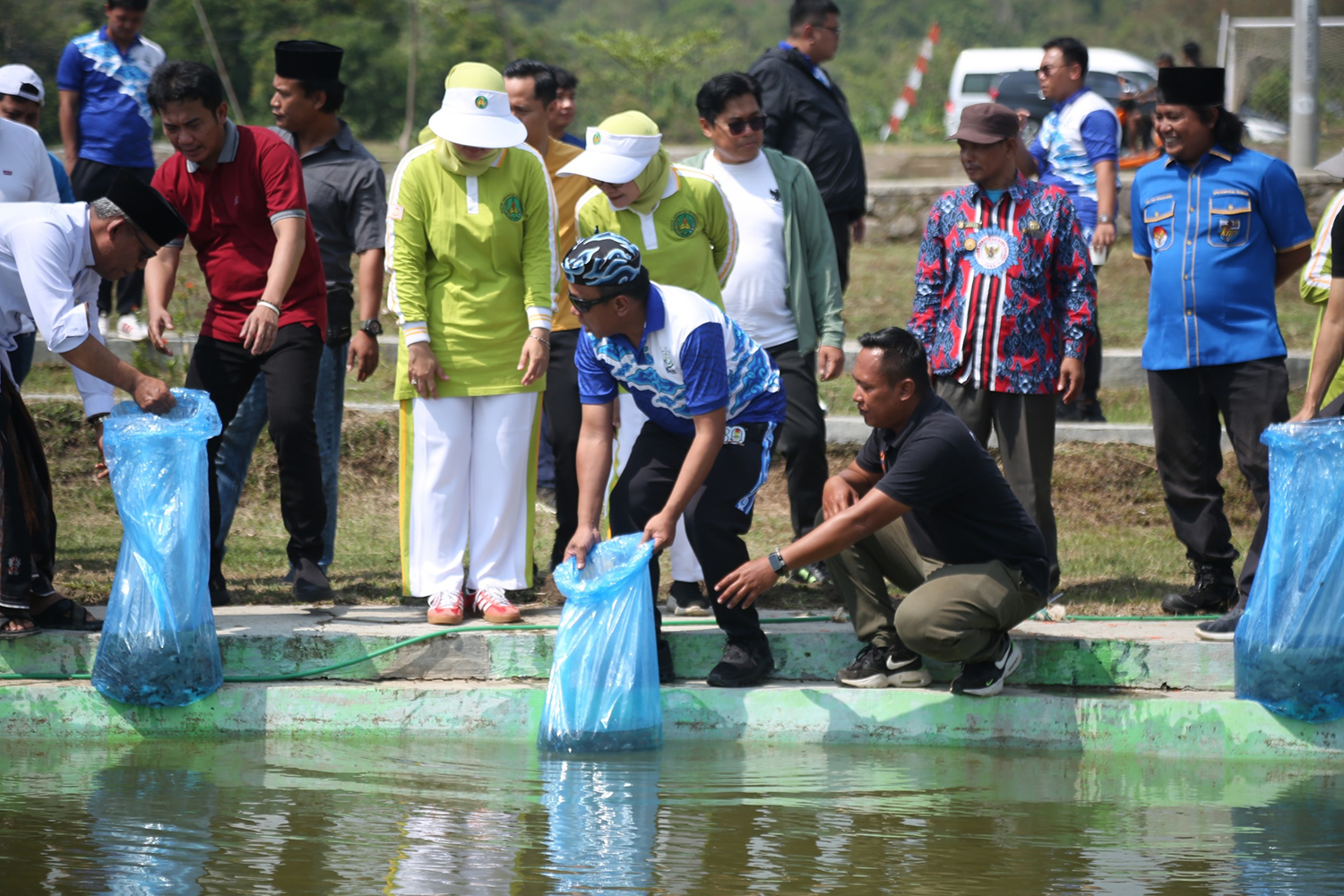 Peringati Hari Jadi Kejaksaan, Kejari Kabupaten Cirebon Lakukan Hal Berbeda