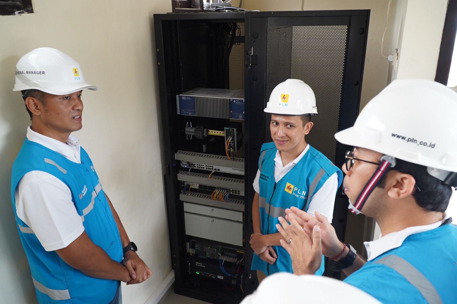 PLN Operasikan Smart Microgrid Berbasis Energi Hijau di Nusa Penida Bali